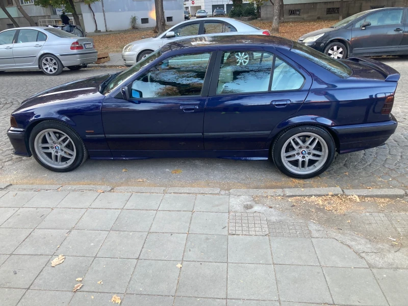 BMW 320 320i, снимка 2 - Автомобили и джипове - 48029761