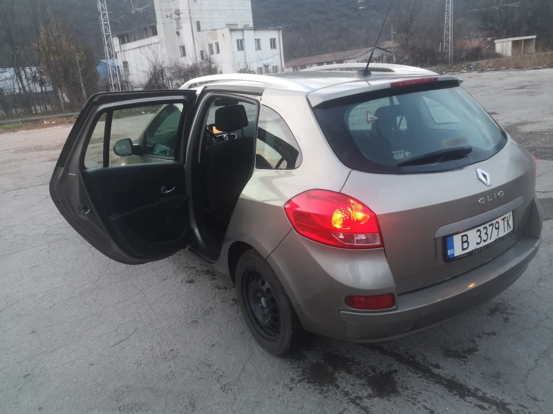 Renault Clio 3, снимка 5 - Автомобили и джипове - 49249134