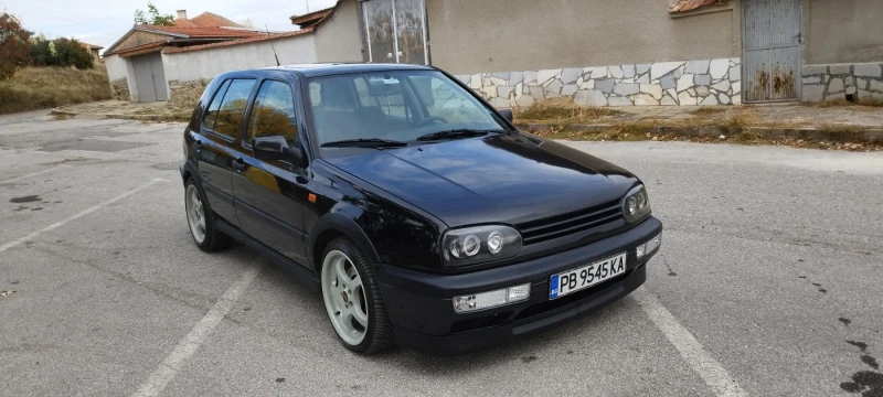 VW Golf 2.0 ABF 16V, снимка 1 - Автомобили и джипове - 48367951