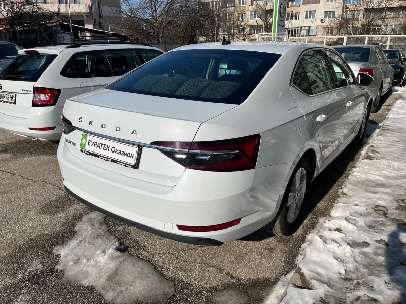 Skoda Superb 2.0TDI 7DSG , снимка 3 - Автомобили и джипове - 49222812