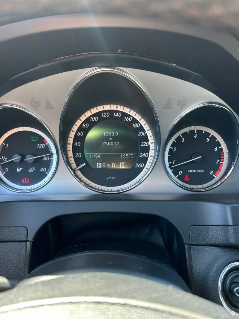 Mercedes-Benz C 280 AMG SPORT V6 7G Автомат, снимка 9 - Автомобили и джипове - 53185243