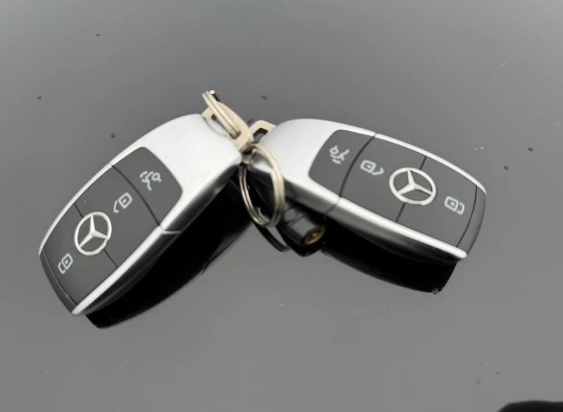 Mercedes-Benz CLA 200 FULL LED / DISTRONIC / KAMERA / AMBILIGHT , снимка 10 - Автомобили и джипове - 51422684