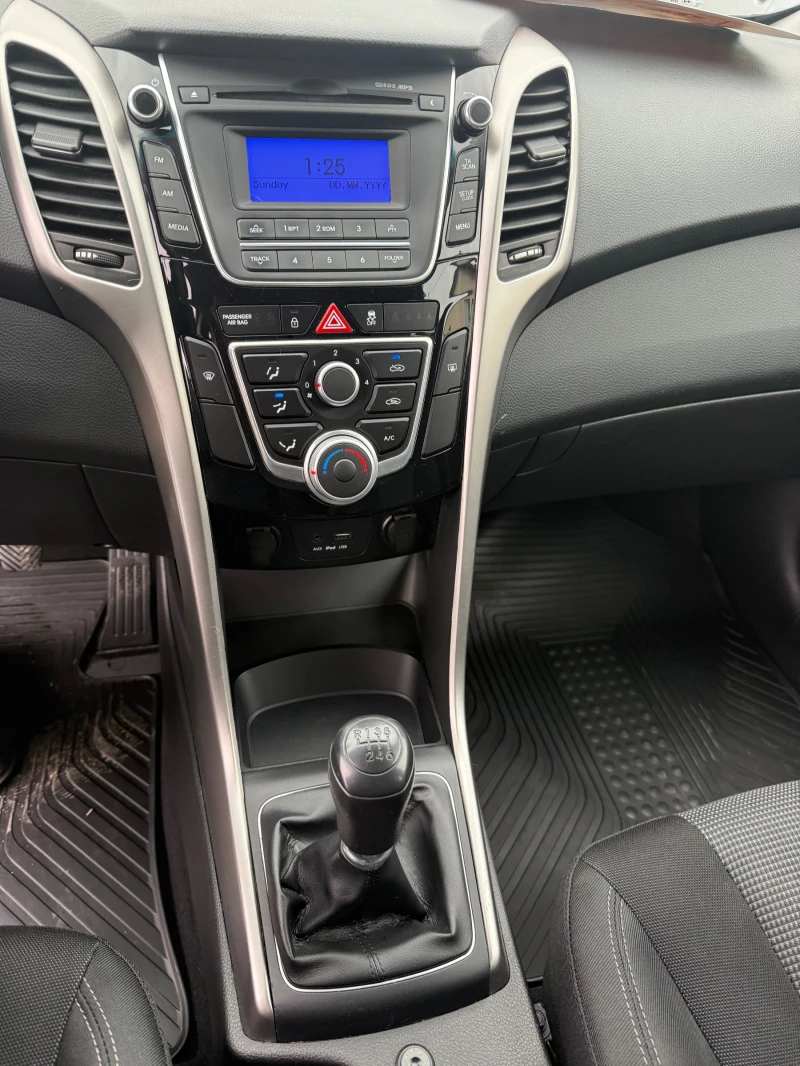 Hyundai I30 1, 6 CRDI-2017 T?V GERMANY , снимка 15 - Автомобили и джипове - 51855263