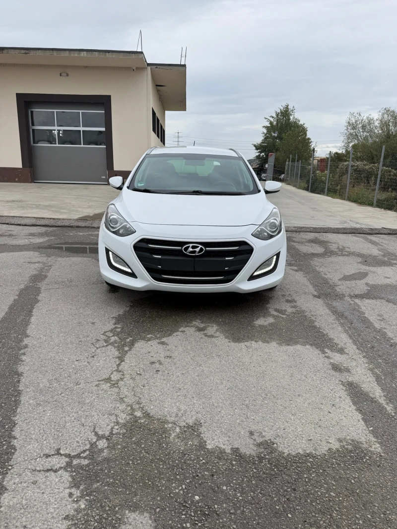 Hyundai I30 1, 6 CRDI-2017 T?V GERMANY , снимка 2 - Автомобили и джипове - 51855263