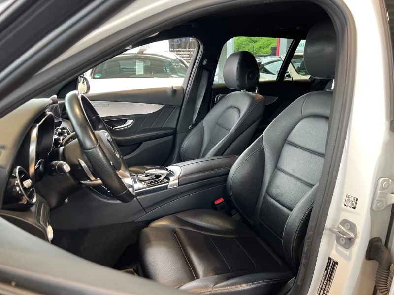 Mercedes-Benz C 220 d/AMG-PACK/BURMESTER/NAVI/194HP/105D, снимка 9 - Автомобили и джипове - 51883262