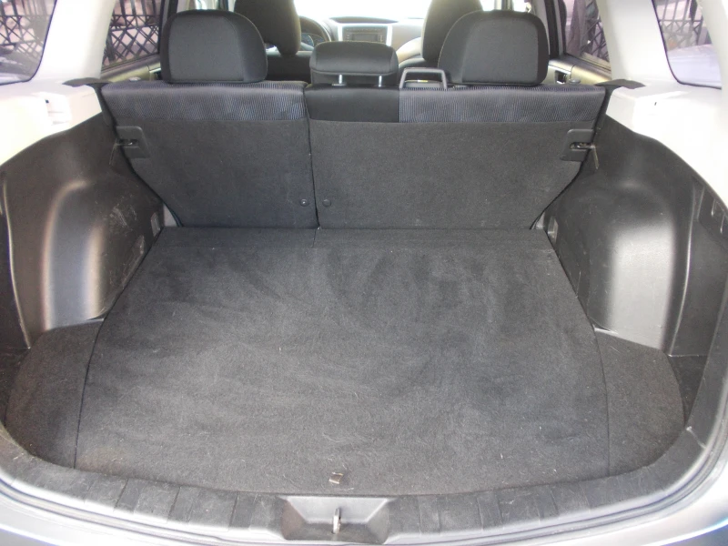 Subaru Forester 2.0-4x4-клима, снимка 6 - Автомобили и джипове - 52534520