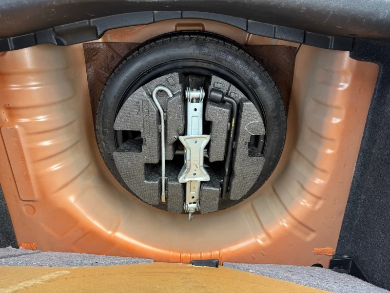 Nissan Micra 0.9 tCE EURO6, снимка 15 - Автомобили и джипове - 52904159