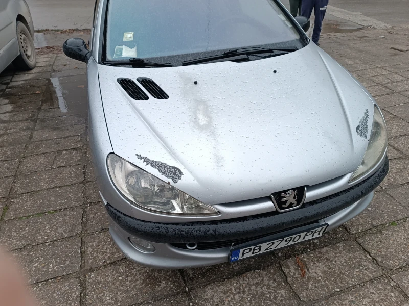 Peugeot 206, снимка 12 - Автомобили и джипове - 53056344