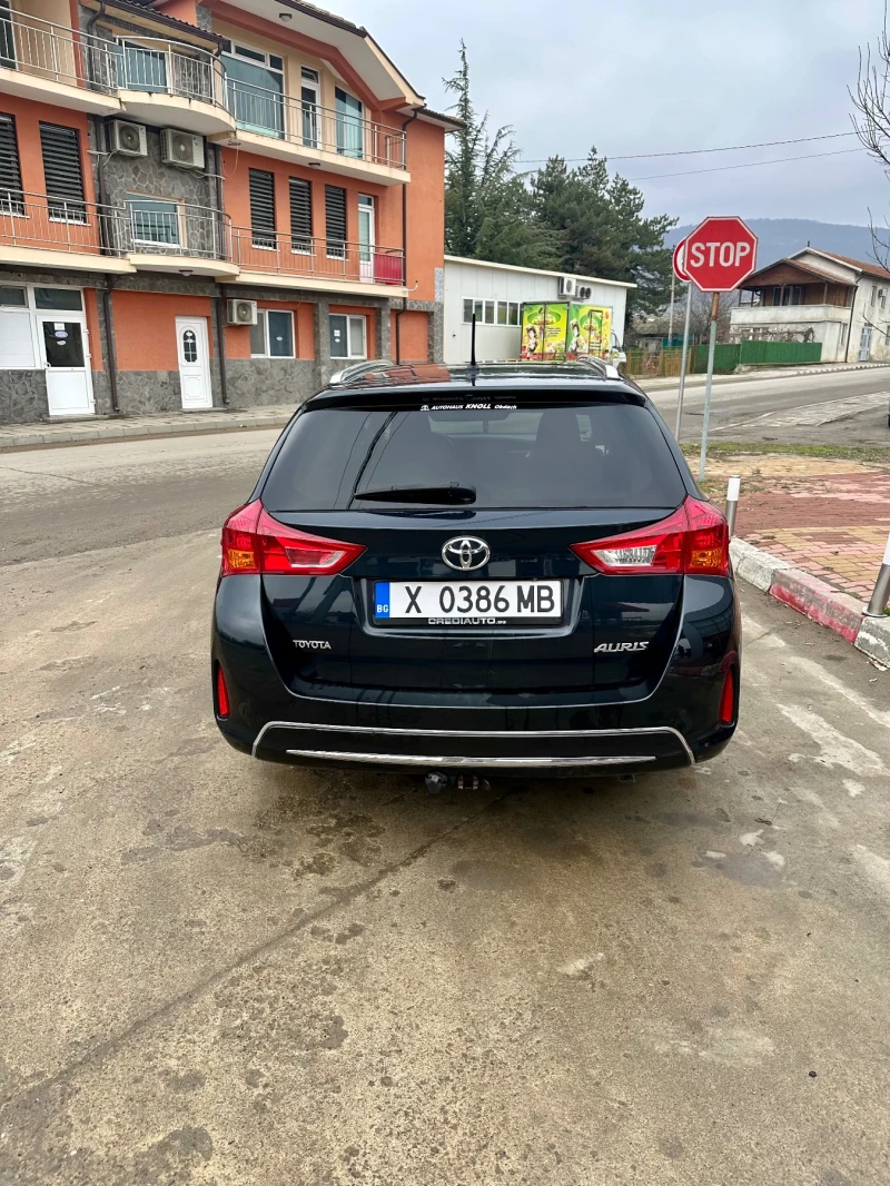 Toyota Auris auris, снимка 4 - Автомобили и джипове - 53289570