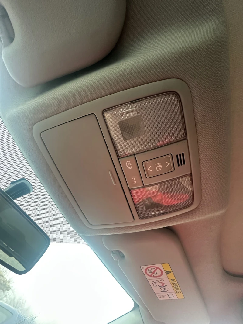 Toyota Auris auris, снимка 12 - Автомобили и джипове - 53289570