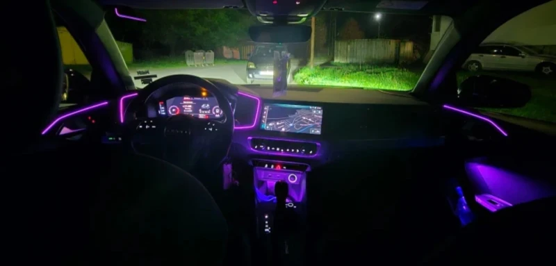 Audi A1 35 TFSI S-Line , снимка 5 - Автомобили и джипове - 53516567