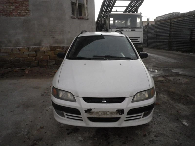 Mitsubishi Space star 1.9 DID, снимка 2 - Автомобили и джипове - 43182159