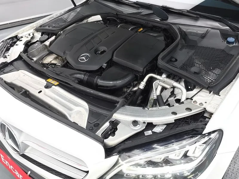 Mercedes-Benz C 220 - САМО 30% АВАНС, снимка 6 - Автомобили и джипове - 55405798
