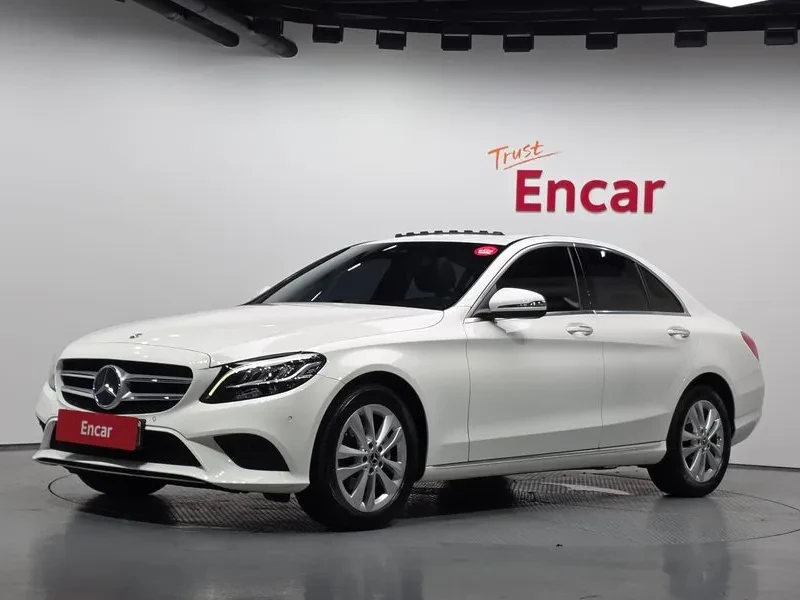 Mercedes-Benz C 220 - САМО 30% АВАНС