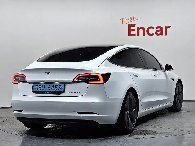 Tesla Model 3 Long-Range Awd, снимка 2 - Автомобили и джипове - 55924990