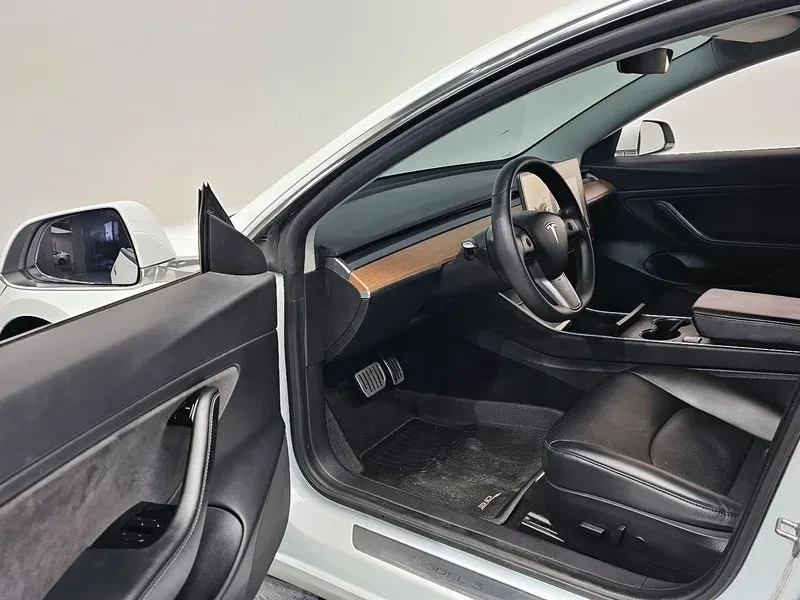 Tesla Model 3 Long-Range Awd, снимка 10 - Автомобили и джипове - 55924990