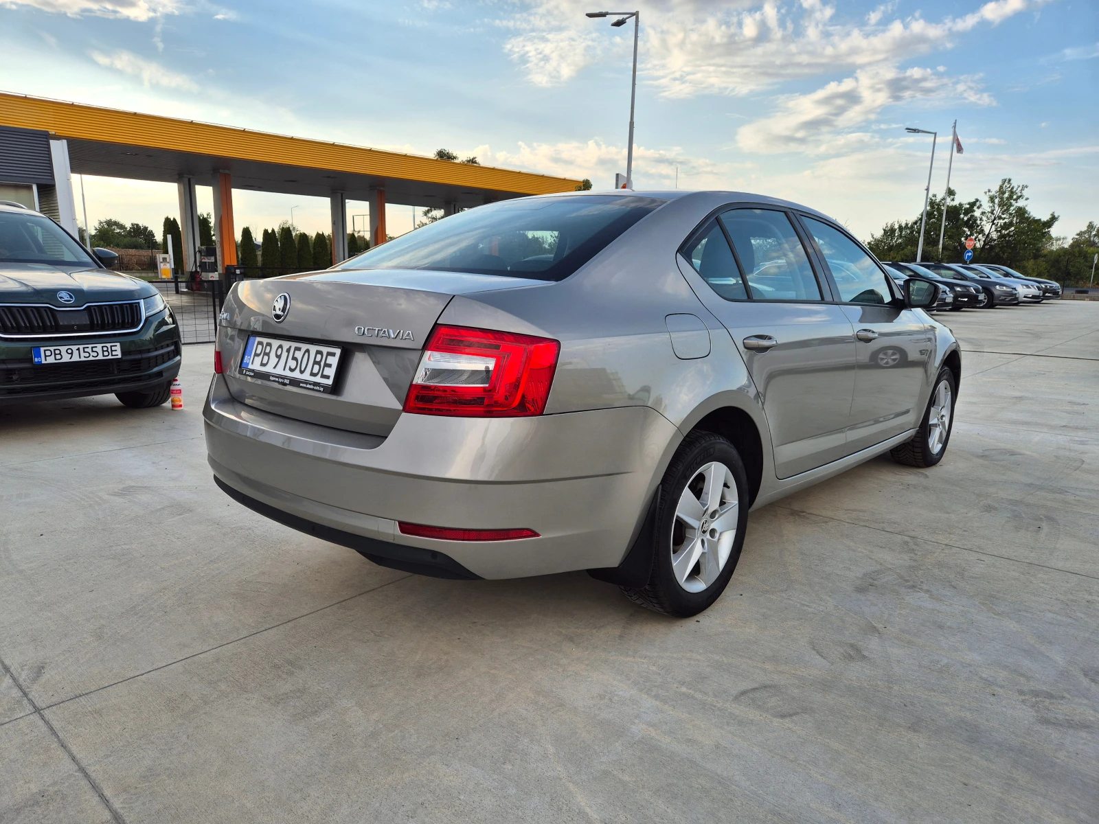 Skoda Octavia В-Гаранция-2.0-A/T-150kc - изображение 5