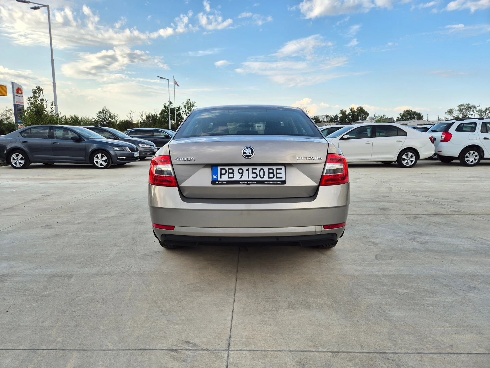 Skoda Octavia В-Гаранция-2.0-A/T-150kc - изображение 4