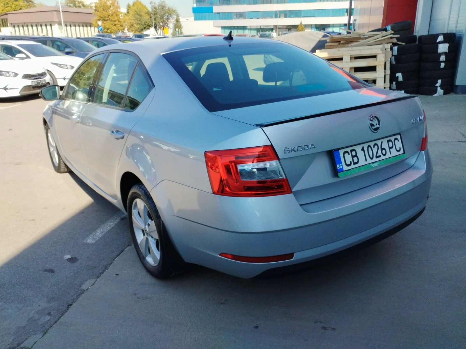 Skoda Octavia 1.5 tsi - изображение 6