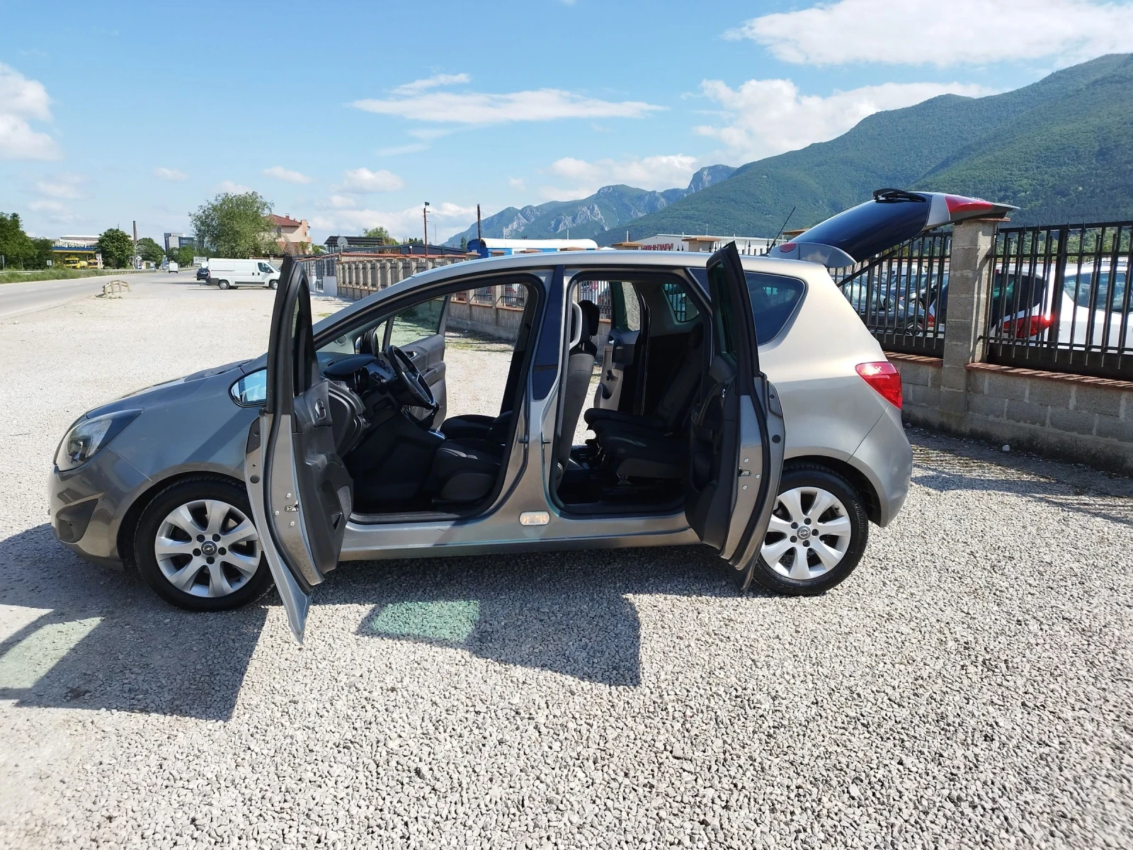 Opel Meriva 1.3 Mjet 75kc. - изображение 9