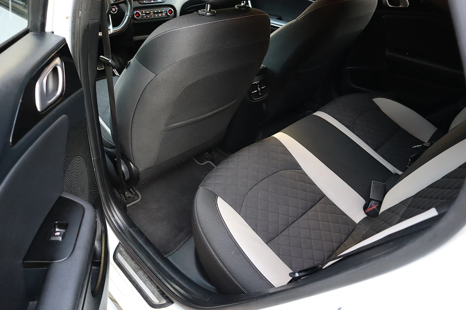 Kia Pro ceed 1.6CRDi GT-Line | Mobile.bg — изображение 14