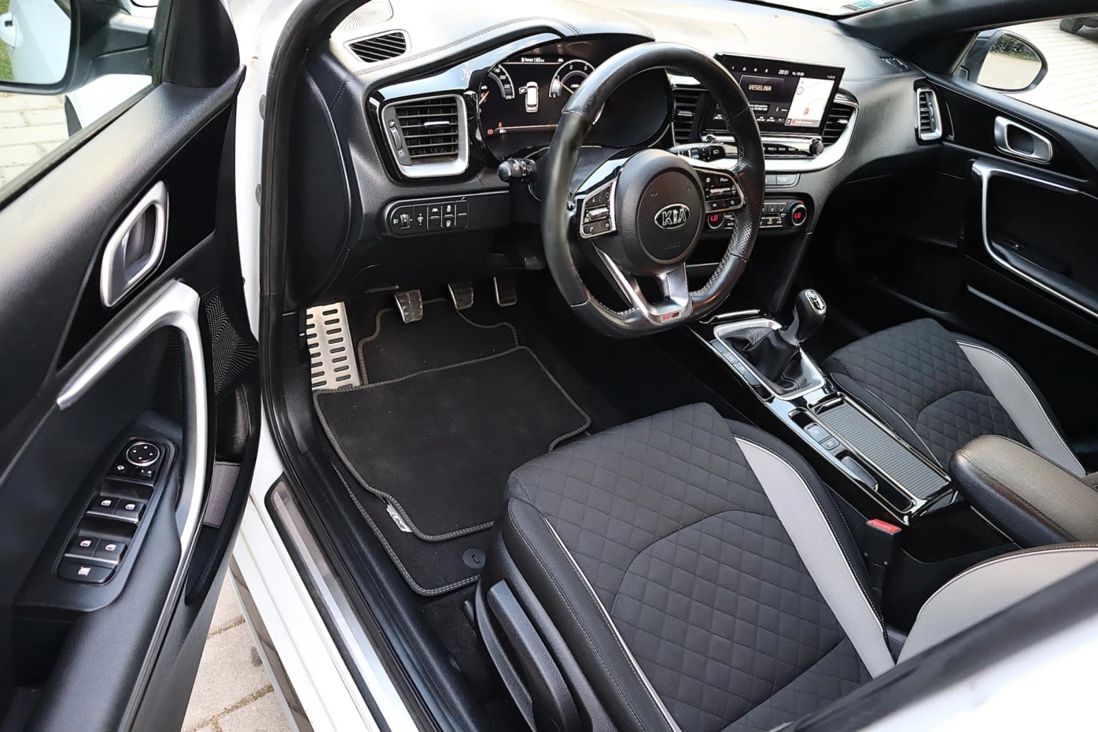 Kia Pro ceed 1.6CRDi GT-Line - изображение 6