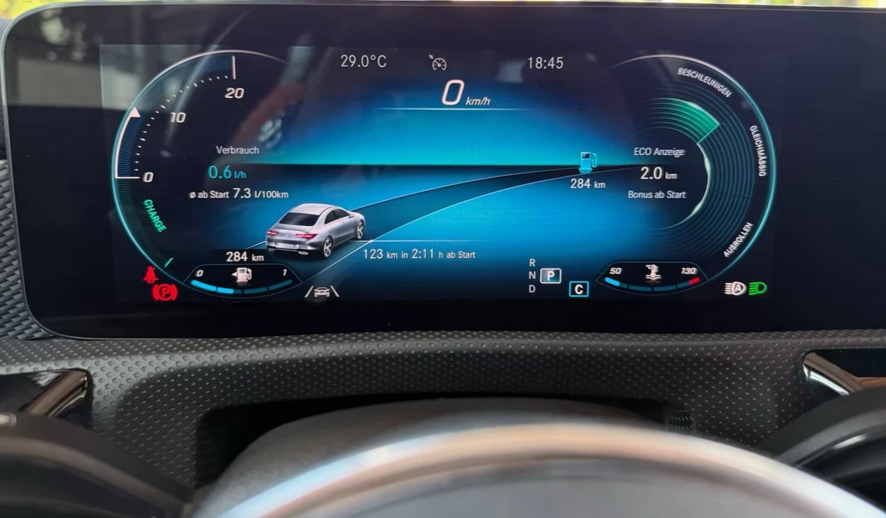 Mercedes-Benz CLA 180 FULL LED / DISTRONIC / KAMERA / AMBILIGHT  - изображение 6