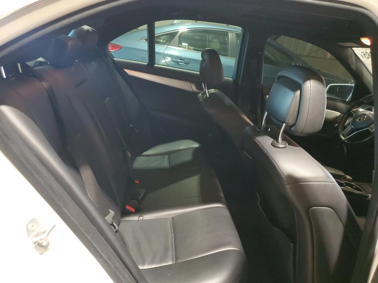 Mercedes-Benz C 250 1.8L 4/КОЖА/ПОДГР./АВТОПИЛОТ - изображение 10