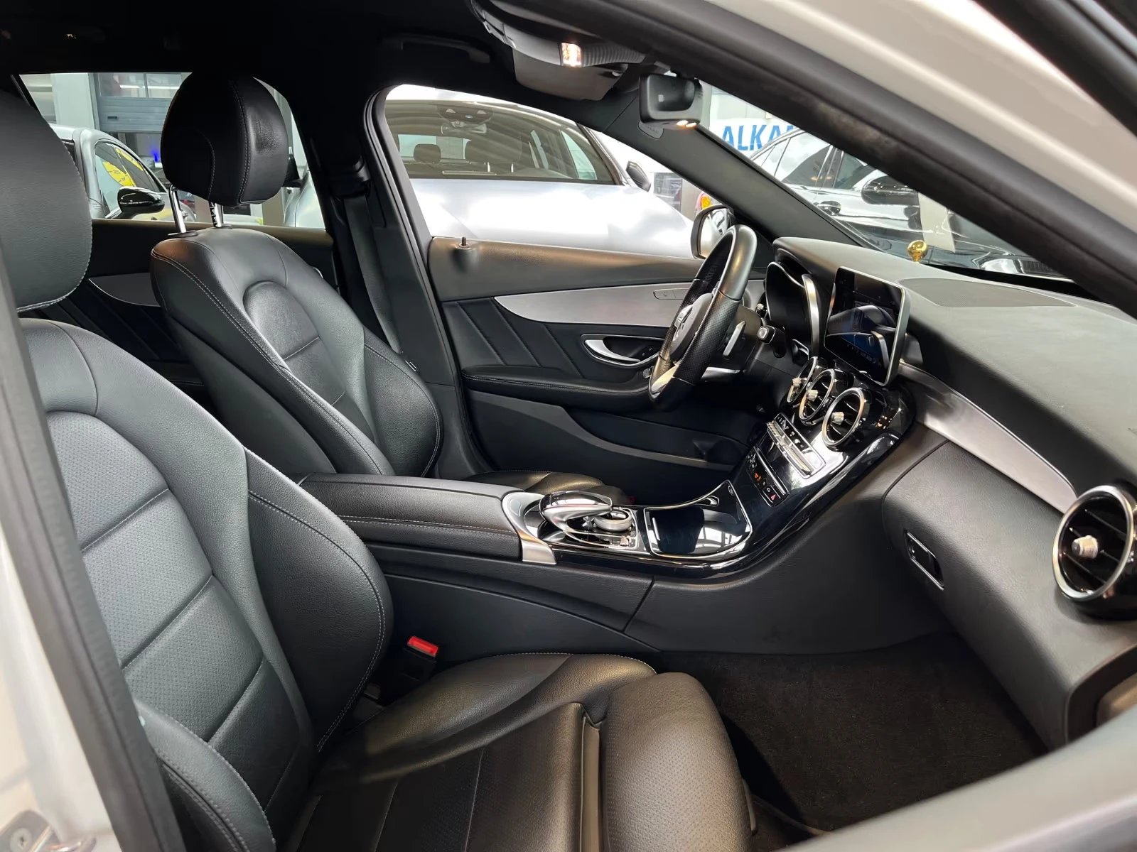 Mercedes-Benz 220 d/AMG-PACK/BURMESTER/NAVI/194HP/105D | Mobile.bg   14