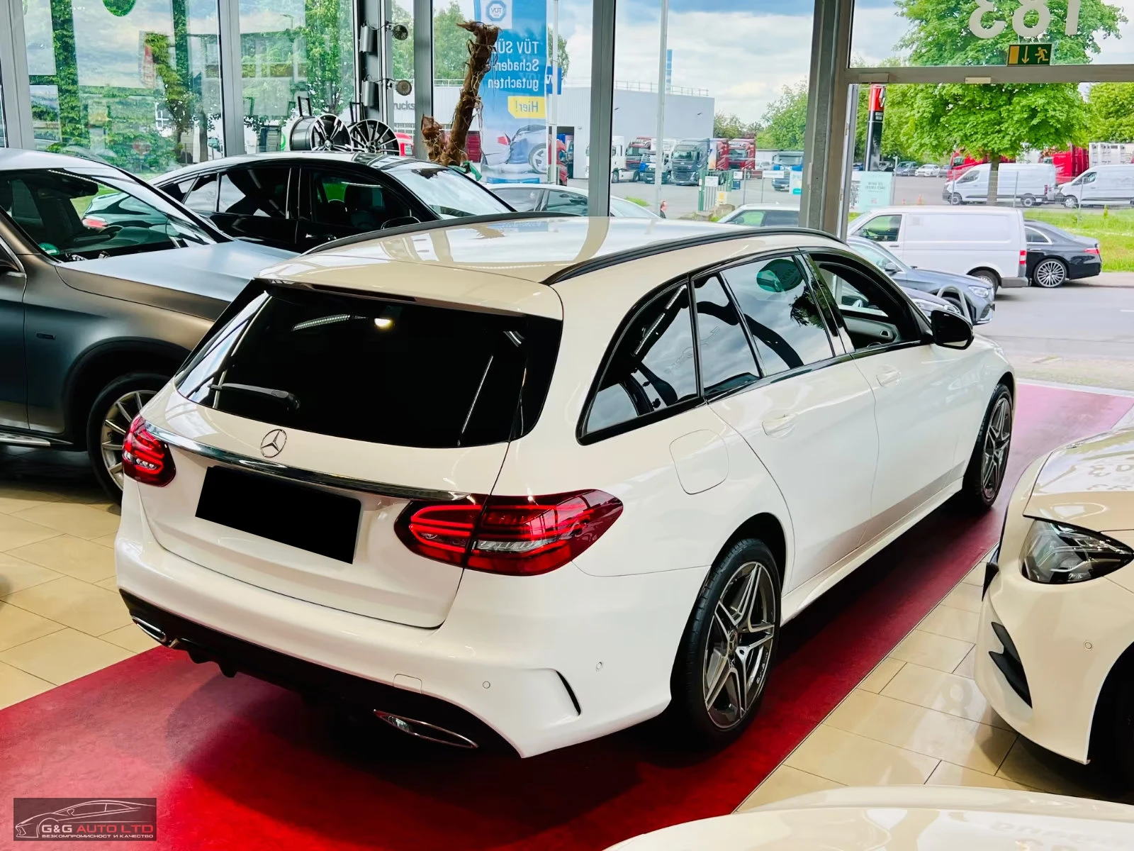 Mercedes-Benz 220 d/AMG-PACK/BURMESTER/NAVI/194HP/105D - изображение 7