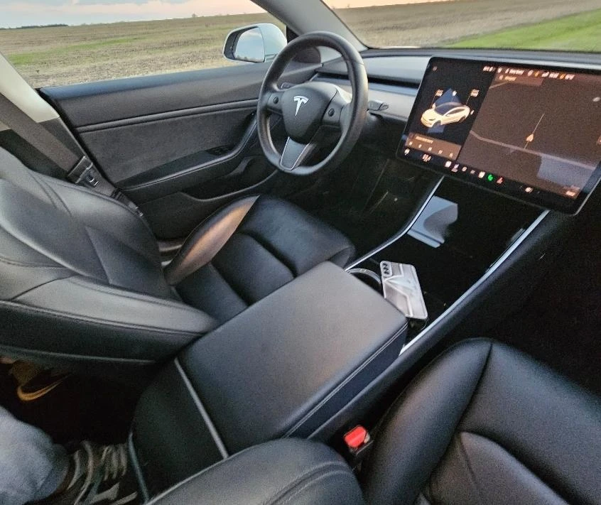 Tesla Model 3  44   | Mobile.bg   14