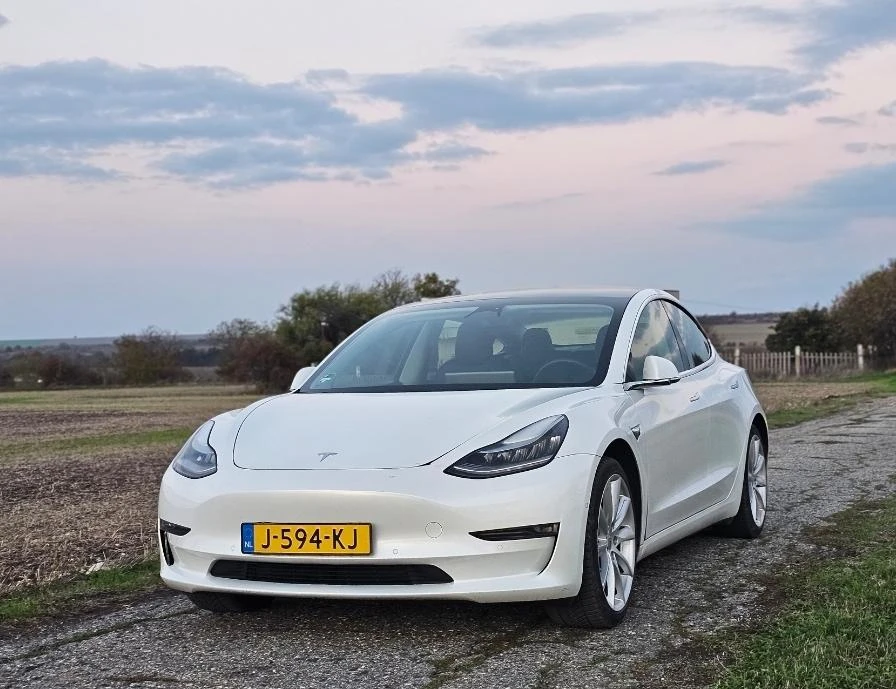 Tesla Model 3  44   | Mobile.bg   1