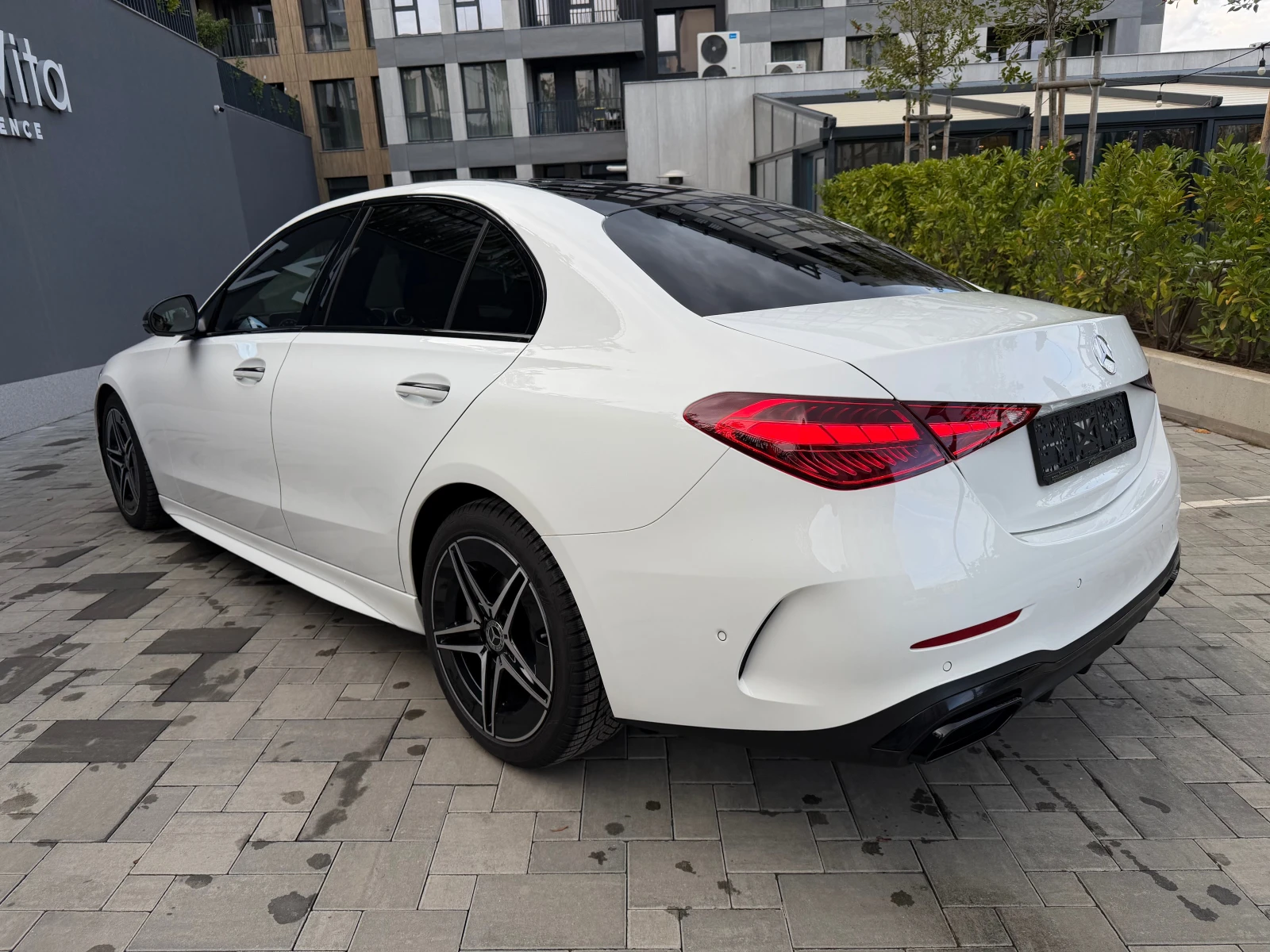 Mercedes-Benz C 300 AMG\4 MATIC\NAVI\BURM\360\  2027 !!! | Mobile.bg   5