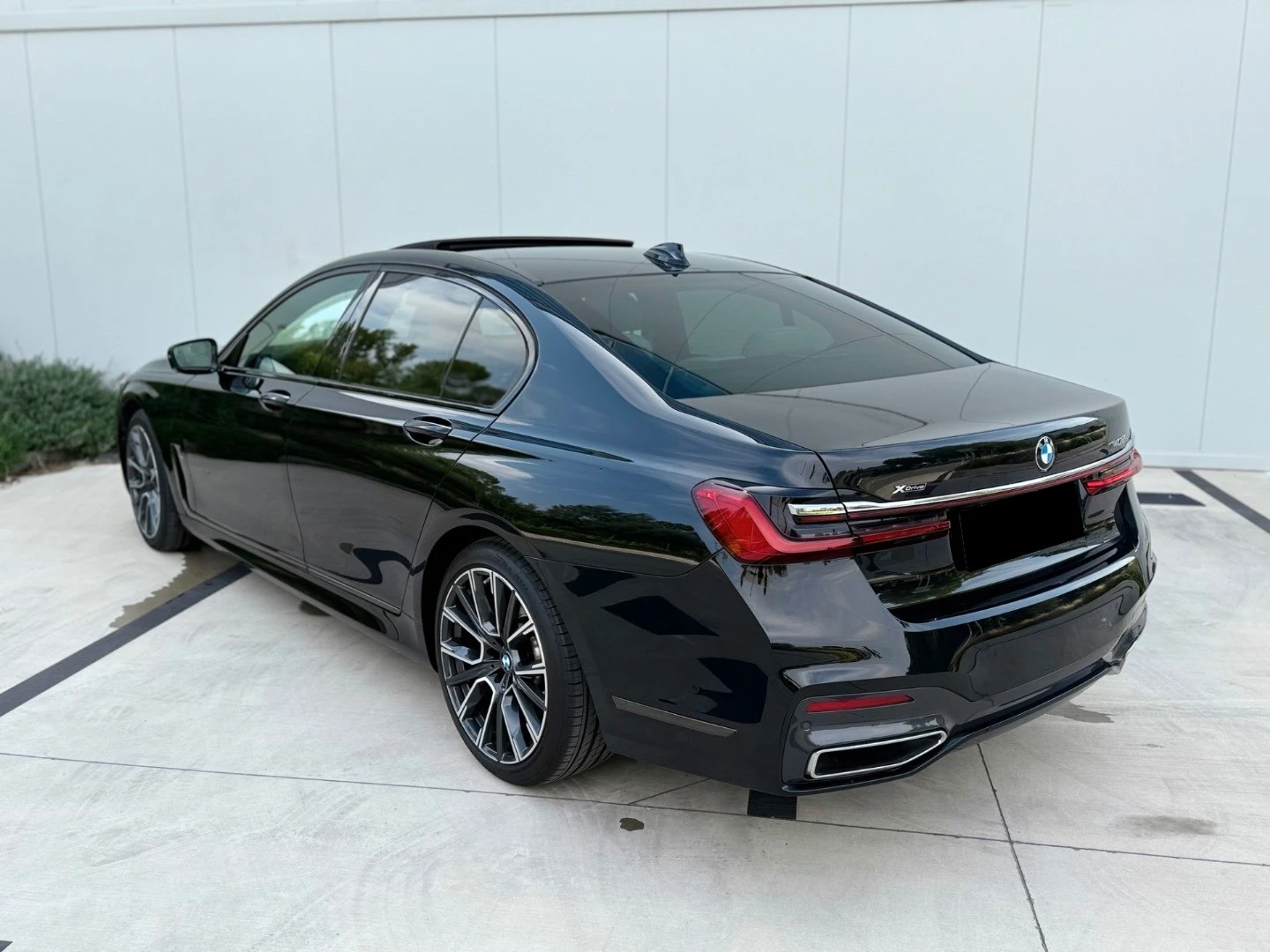 BMW 740 M-Sport xDrive - изображение 3