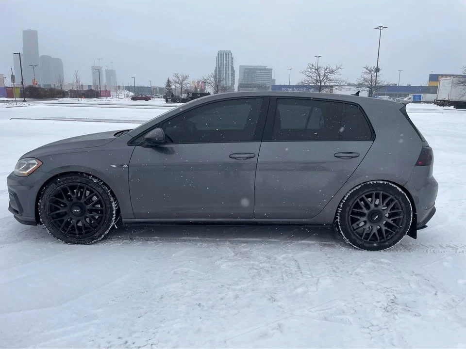 VW Golf R * * CARFAX * *  * *  | Mobile.bg   2