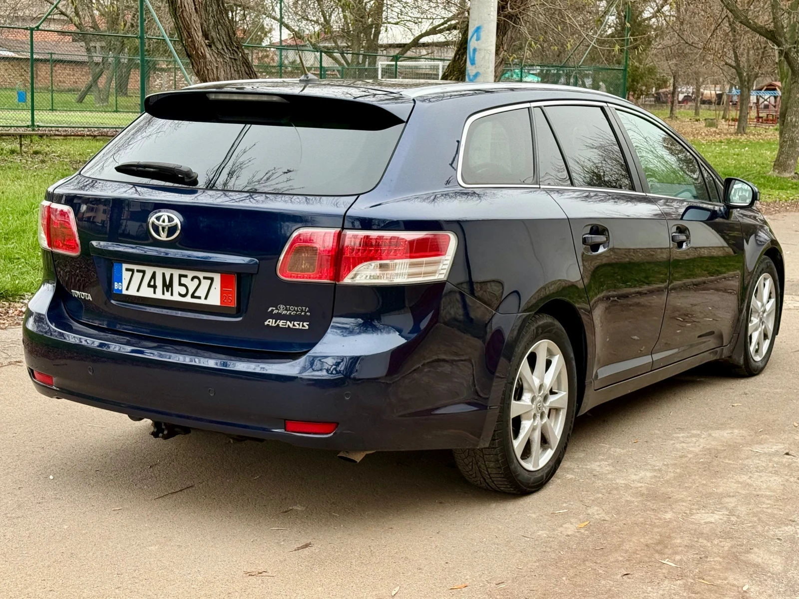 Toyota Avensis D4D* 126ps* Xenon* PDC* �������* TomTom | Mobile.bg � ����������� 5