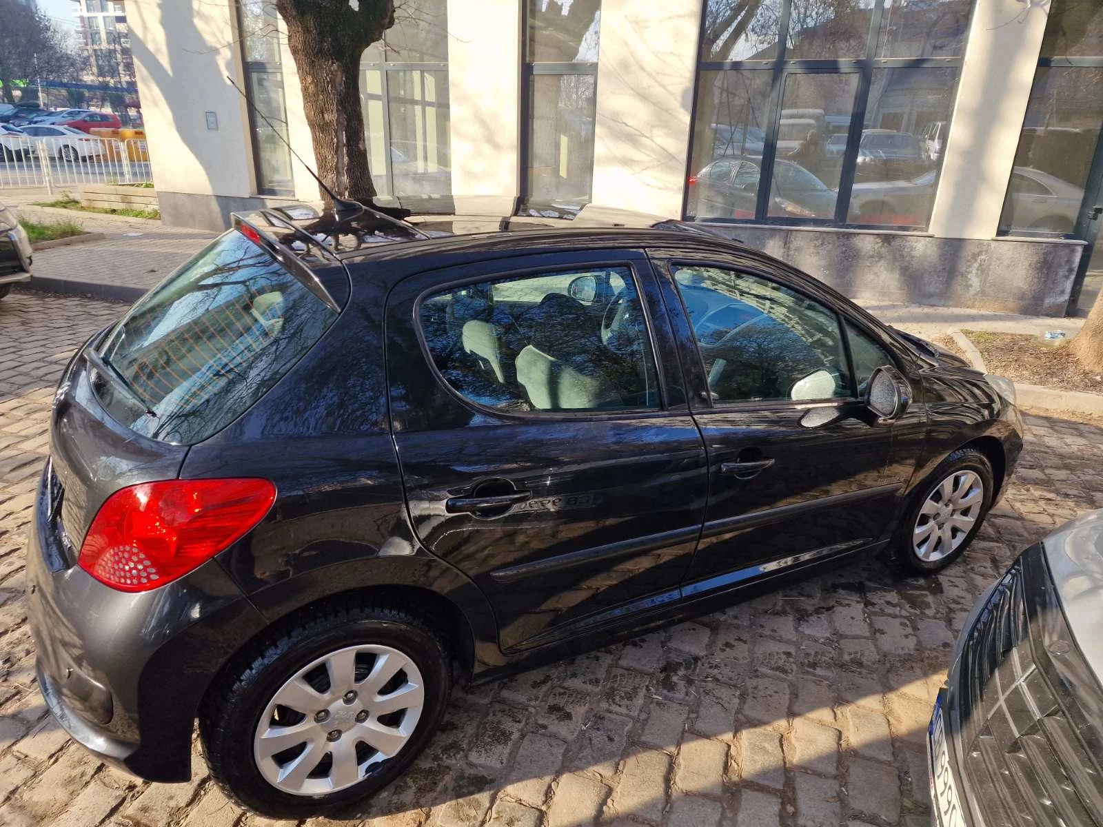 Peugeot 207 1, 4 - изображение 3