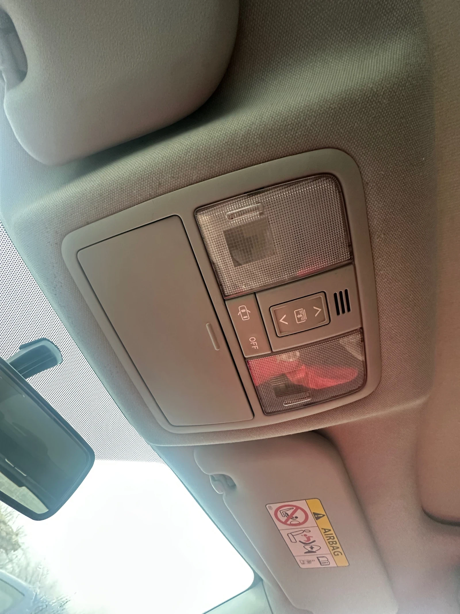 Toyota Auris auris | Mobile.bg � ����������� 12