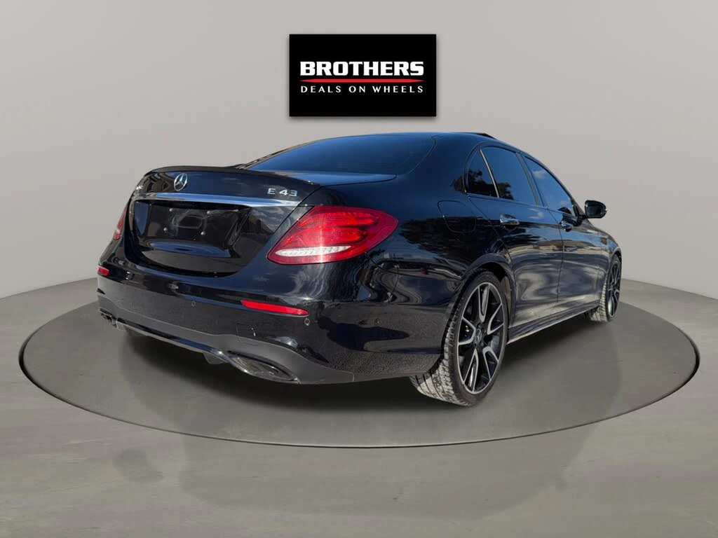 Mercedes-Benz E 43 AMG 4MATIC * NAVI * MASSAGE * BURMESTER * ПОДГРЕВ  - изображение 4