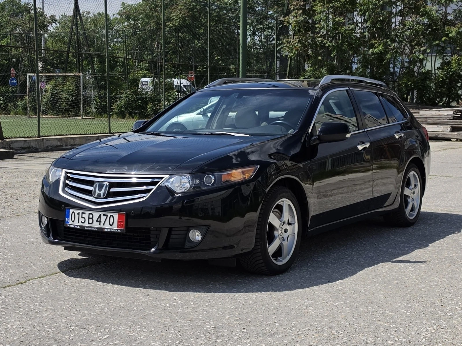Honda Accord 2.4i-VTEC Distronic* Line Asist* Collision Assist