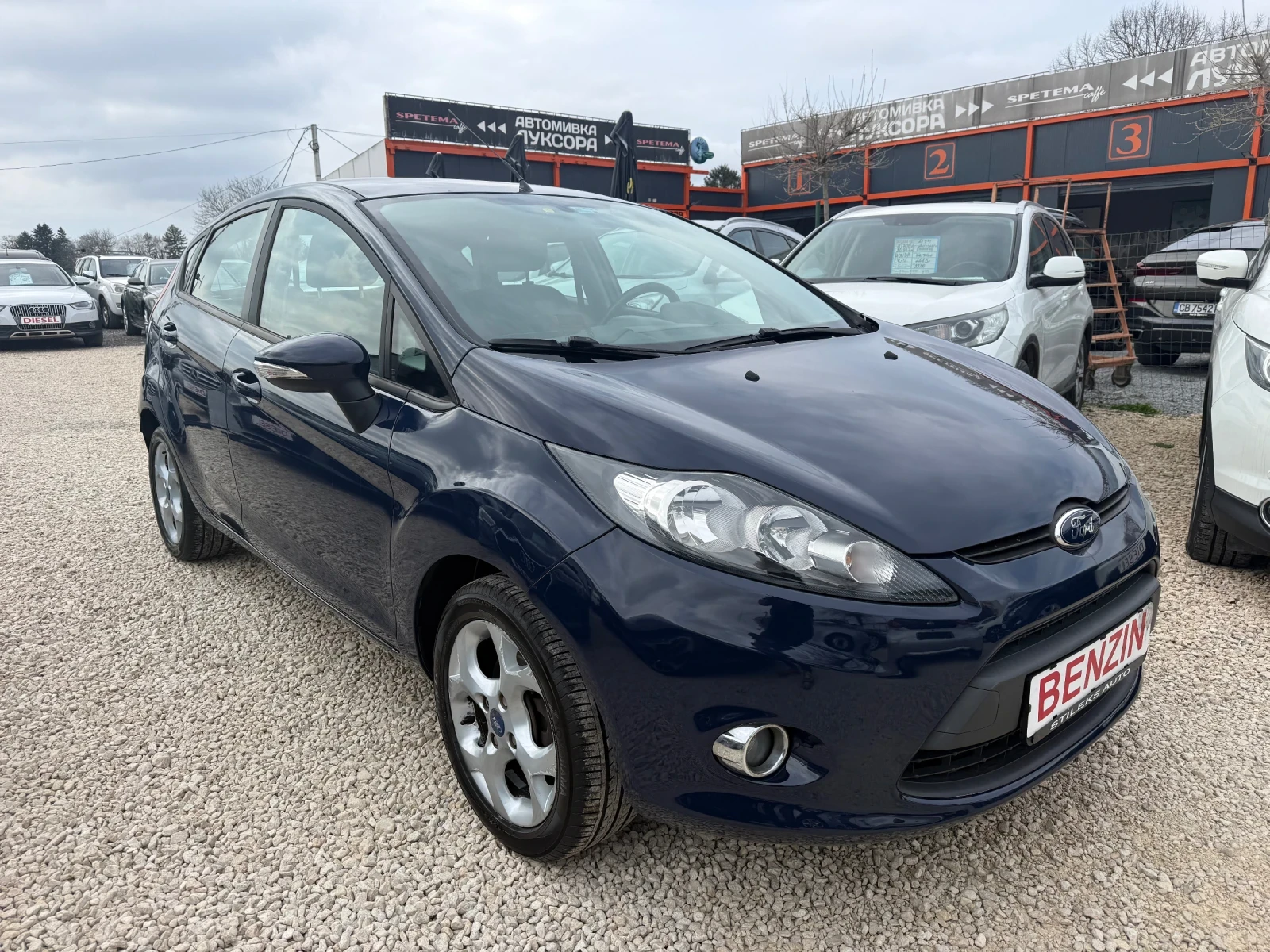 Ford Fiesta Бензин-Италия, снимка 2 - Автомобили и джипове - 54129996