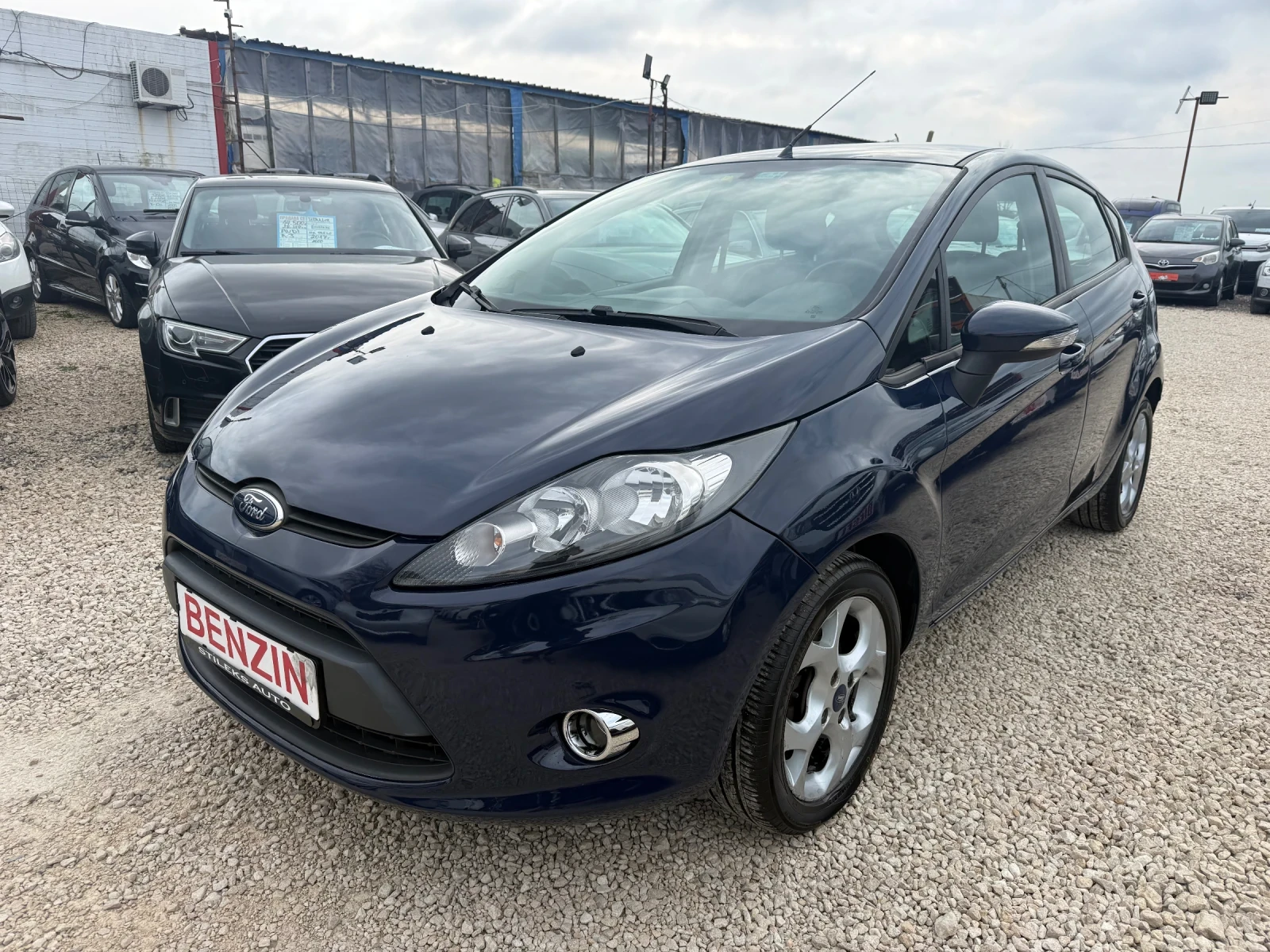 Ford Fiesta Бензин-Италия, снимка 4 - Автомобили и джипове - 54129996