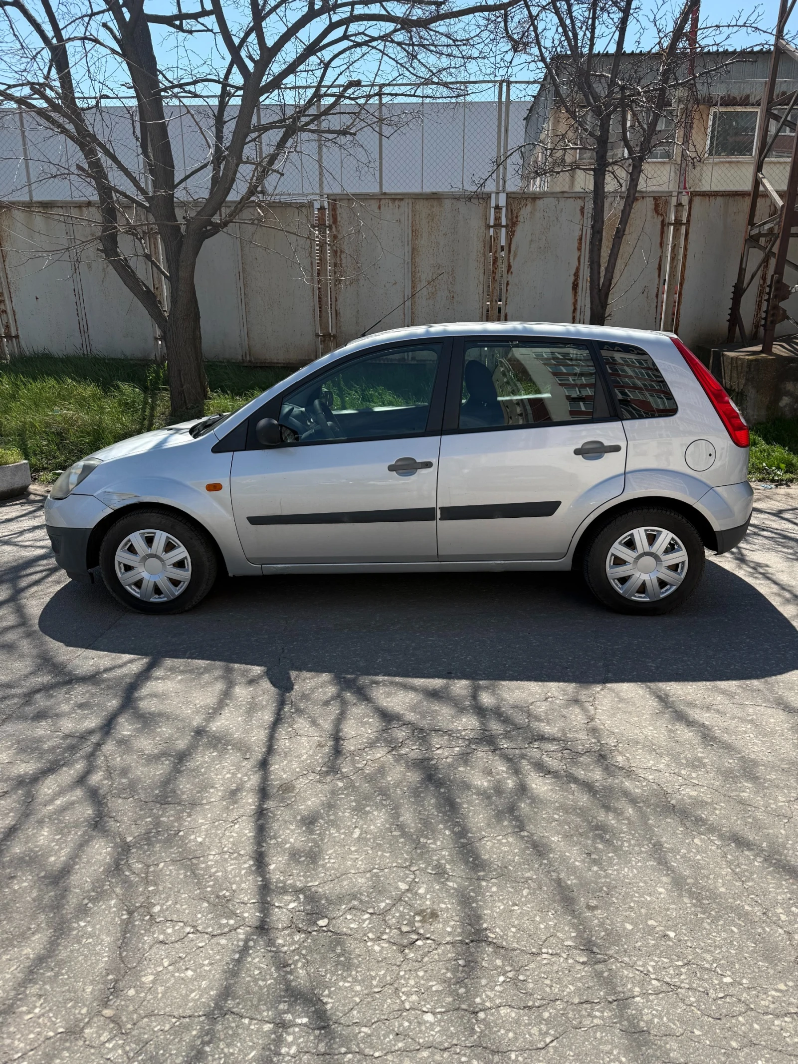 Ford Fiesta, снимка 3 - Автомобили и джипове - 54132137