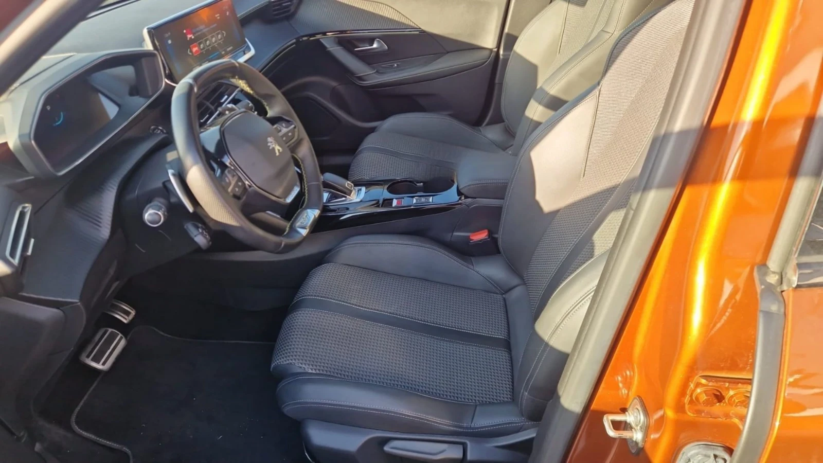 Peugeot 2008 1.2GT PURETECH 131 EAT8  | Mobile.bg � ����������� 3