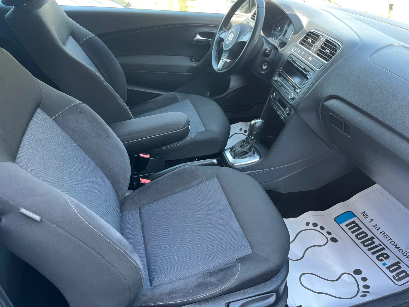 VW Polo 1.4 AВТОМАТИК, снимка 9 - Автомобили и джипове - 54306867