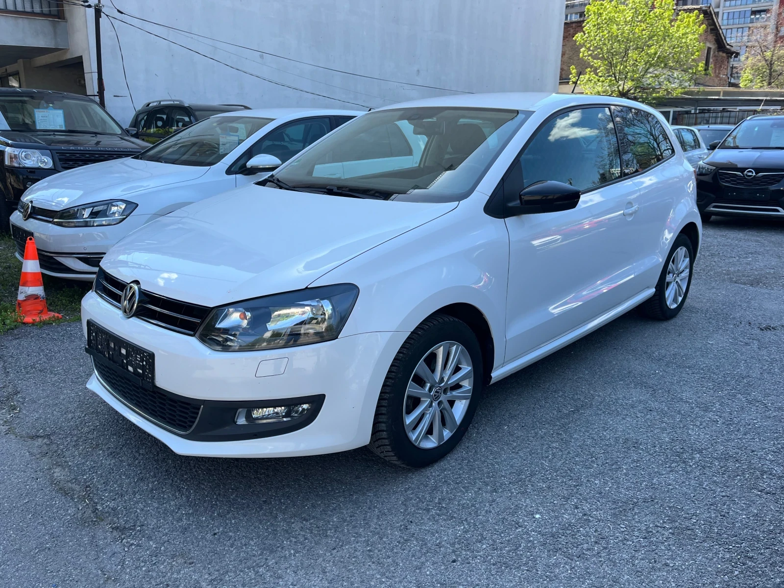VW Polo 1.4 AВТОМАТИК, снимка 3 - Автомобили и джипове - 54306867