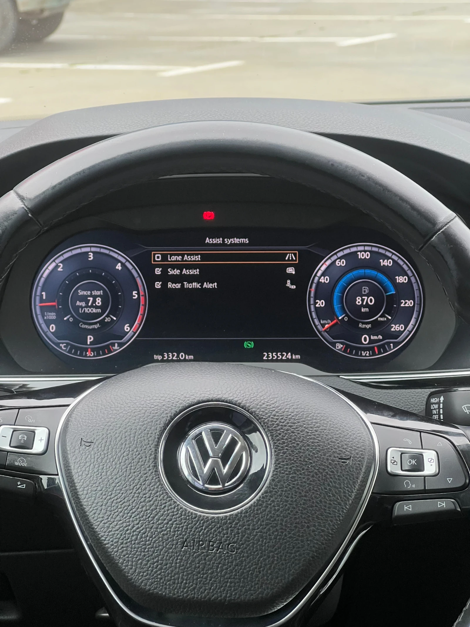 VW Passat 2.0 tdi, снимка 6 - Автомобили и джипове - 54374096