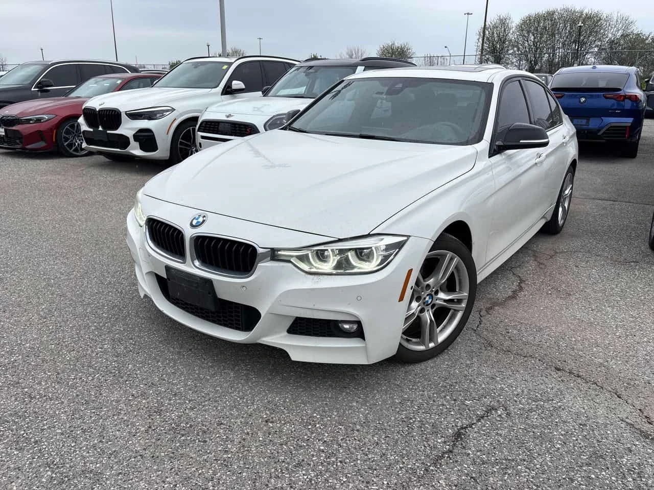BMW 330 * 330i xDrive * CARFAX * ЦЕНА ДО БГ