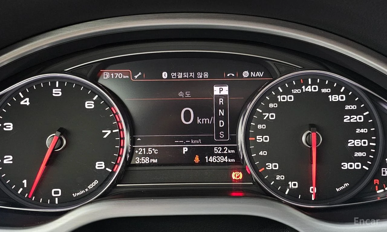 Audi A8 3.0 TFSI* QUATTRO* КОЖА* ПОДГРЕВ* ОБДУХВ* МОНИТОРИ, снимка 7 - Автомобили и джипове - 54740712