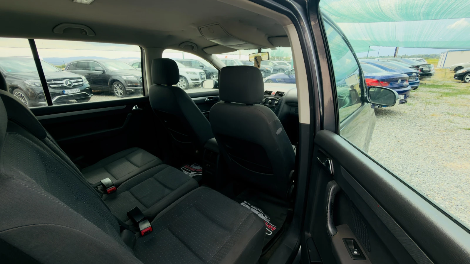 VW Touran 1.9TDI* 105 к.с* , снимка 11 - Автомобили и джипове - 55463167